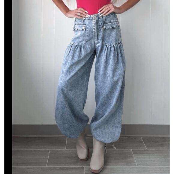 blue velvet Denim - Blue Velvet Women's Wide-Leg w/ drawstring Relaxed Denim Pants Button Small